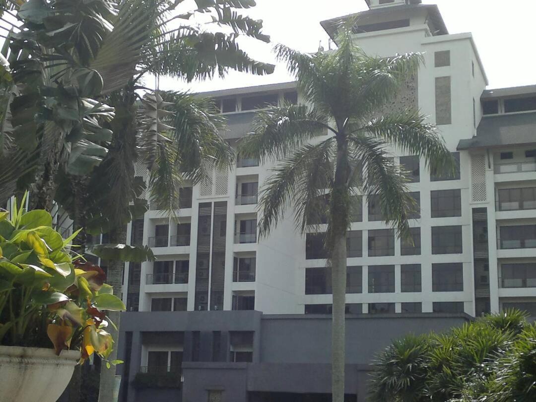 Pulai Spring Resort Kampung Kangkar Pulai Buitenkant foto