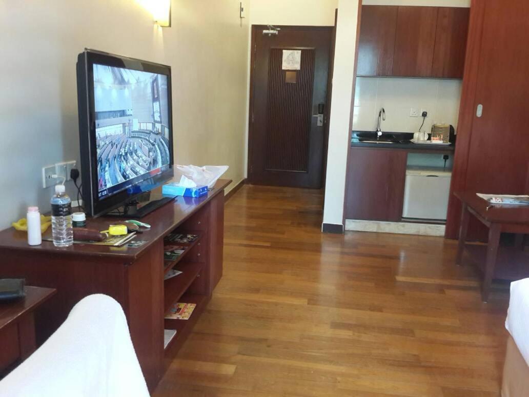 Pulai Spring Resort Kampung Kangkar Pulai Buitenkant foto