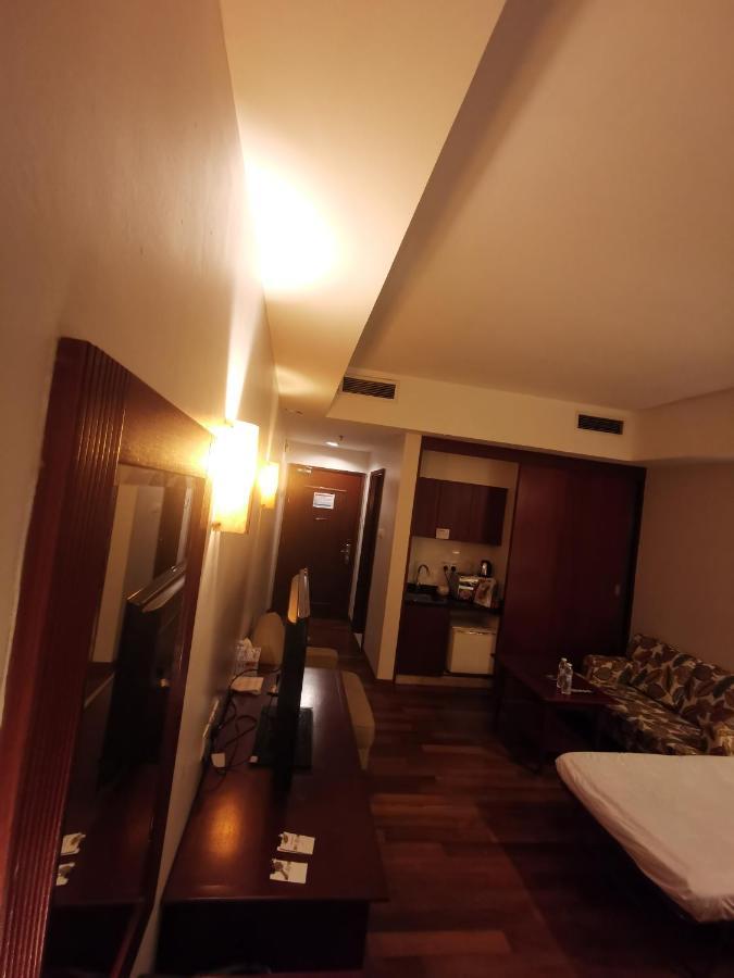 Pulai Spring Resort Kampung Kangkar Pulai Buitenkant foto